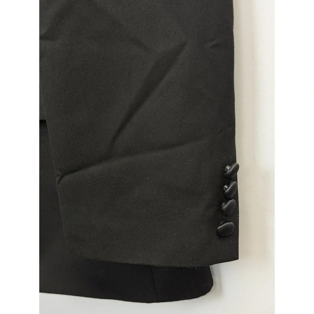 Madison Mens 46R‎ Classic fit Tuxedo Jacket Blazer Black Solid